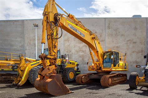 Excavator Hire l 45 Tonne 